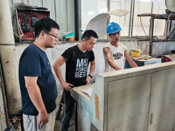 践行“企业服务年”精神，智服中心为信科塑料管业注入技术新动能